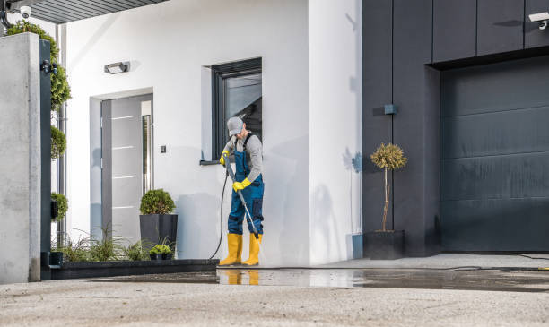 Best Animal Enclosure Cleaning  in Fairdale, PA
